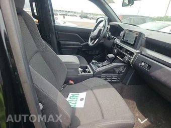 2025 Toyota 4Runner SR5 - miniatura 8