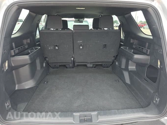 2025 Toyota 4Runner SR5 - miniatura 16