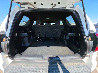2025 Toyota 4Runner SR5 - miniatura 16