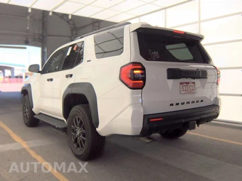2025 Toyota 4Runner SR5 - miniatura 6