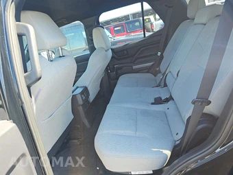 2025 Toyota 4Runner SR5 - miniatura 19