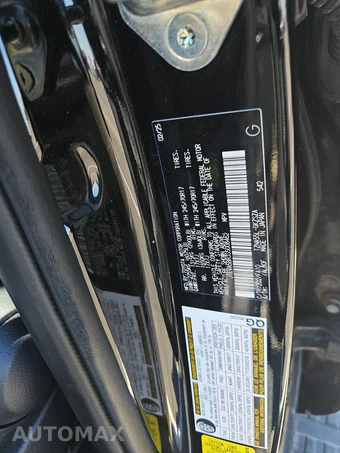 2025 Toyota 4Runner SR5 - miniatura 21