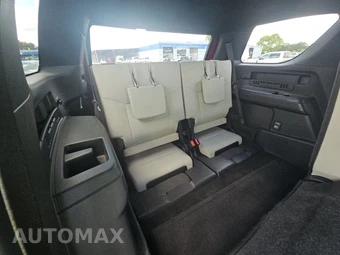 2025 Toyota 4Runner SR5 - miniatura 14