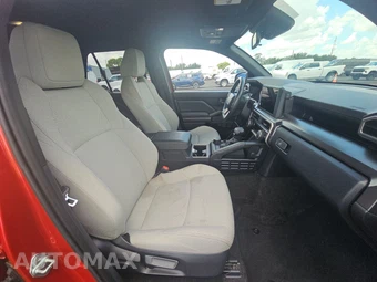 2025 Toyota 4Runner SR5 - miniatura 8