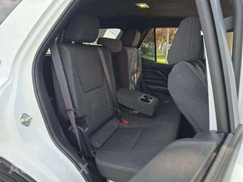 2025 Toyota 4Runner SR5 - miniatura 16