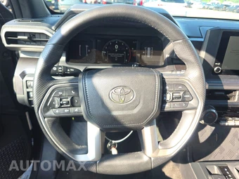 2025 Toyota 4Runner SR5 - miniatura 10