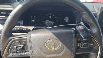 2025 Toyota 4Runner SR5 - miniatura 22
