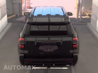 2025 Toyota 4Runner SR5 - miniatura 5
