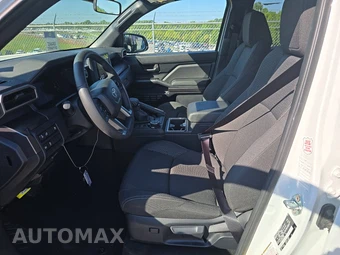 2025 Toyota 4Runner SR5 - miniatura 13