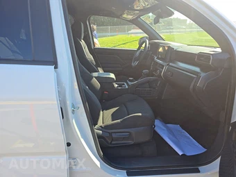 2025 Toyota 4Runner SR5 - miniatura 14