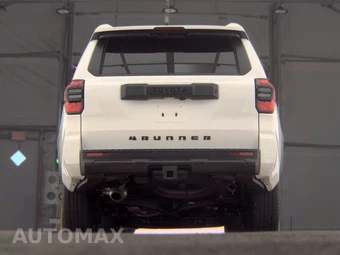 2025 Toyota 4Runner SR5 - miniatura 7