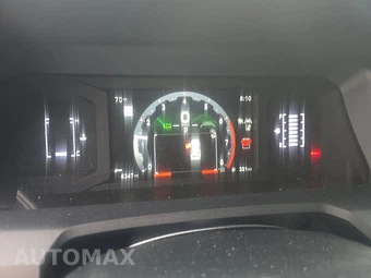 2025 Toyota 4Runner SR5 - miniatura 12