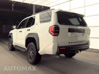 2025 Toyota 4Runner SR5 - miniatura 6