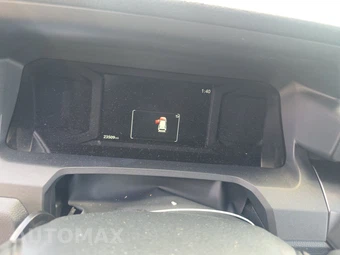 2025 Toyota 4Runner SR5 - miniatura 12
