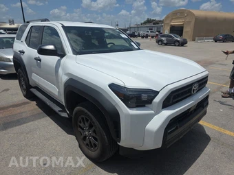 2025 Toyota 4Runner SR5 - miniatura 3
