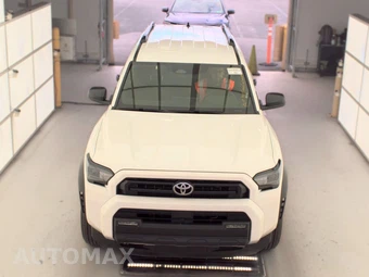 2025 Toyota 4Runner SR5 - miniatura 2