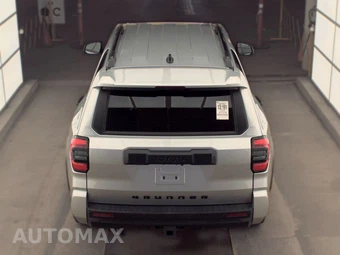 2025 Toyota 4Runner SR5 - miniatura 5