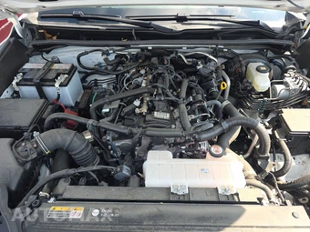 2025 Toyota 4Runner SR5 - miniatura 15