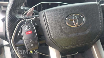 2025 Toyota 4Runner SR5 - miniatura 17