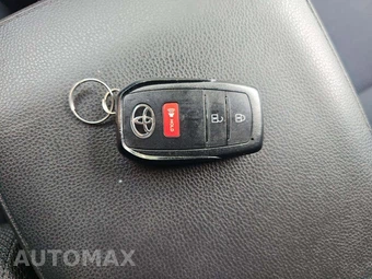 2025 Toyota 4Runner SR5 - miniatura 8