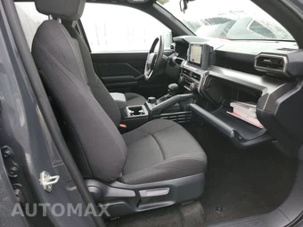2025 Toyota 4Runner SR5 - miniatura 8