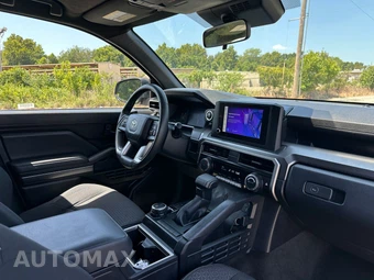 2025 Toyota 4Runner SR5 - miniatura 18