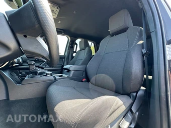 2025 Toyota 4Runner SR5 - miniatura 9