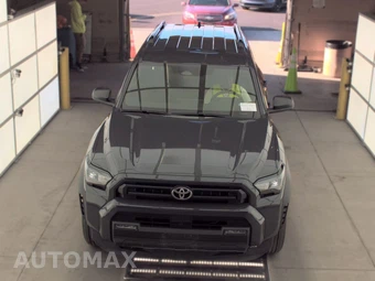 2025 Toyota 4Runner SR5 - miniatura 2