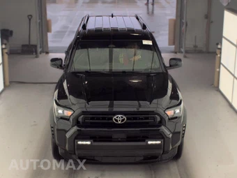 2025 Toyota 4Runner SR5 - miniatura 2
