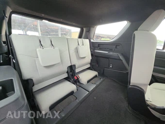 2025 Toyota 4Runner SR5 - miniatura 20