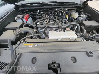 2025 Toyota 4Runner SR5 - miniatura 23