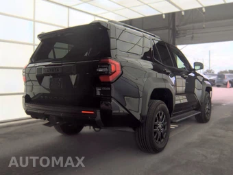 2025 Toyota 4Runner SR5 - miniatura 5