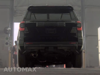 2025 Toyota 4Runner SR5 - miniatura 7
