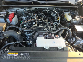 2025 Toyota 4Runner SR5 - miniatura 15