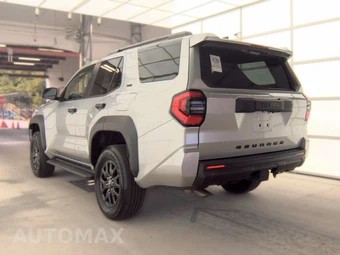 2025 Toyota 4Runner SR5 - miniatura 6
