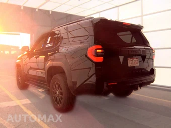 2025 Toyota 4Runner SR5 - miniatura 8