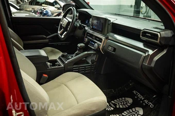 2025 Toyota 4Runner SR5 - miniatura 14