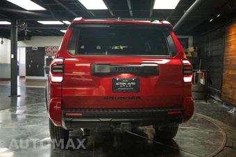 2025 Toyota 4Runner SR5 - miniatura 6