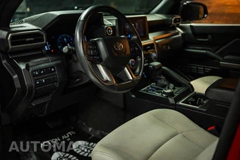 2025 Toyota 4Runner SR5 - miniatura 8