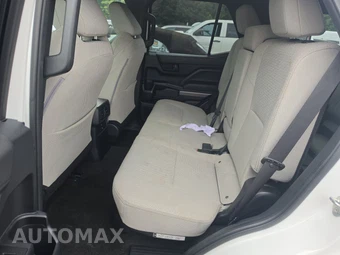 2025 Toyota 4Runner SR5 - miniatura 19