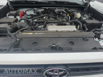 2025 Toyota 4Runner SR5 - miniatura 23