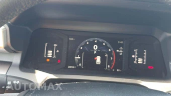 2025 Toyota 4Runner SR5 - miniatura 23