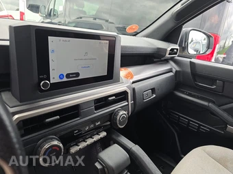 2025 Toyota 4Runner SR5 - miniatura 17