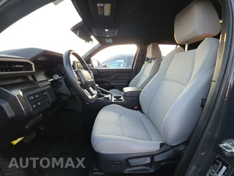 2025 Toyota 4Runner SR5 - miniatura 13
