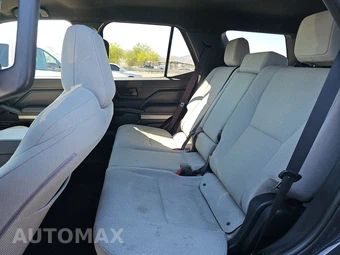 2025 Toyota 4Runner SR5 - miniatura 19