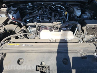 2025 Toyota 4Runner SR5 - miniatura 23