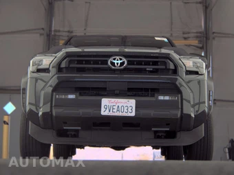 2025 Toyota 4Runner SR5 - miniatura 3