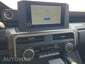 2025 Toyota 4Runner SR5 - miniatura 11