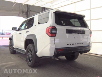 2025 Toyota 4Runner SR5 - miniatura 6