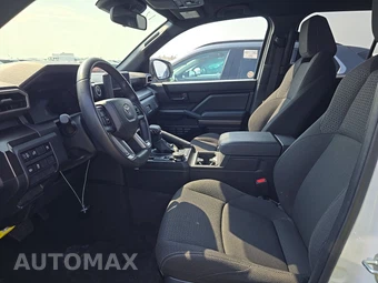 2025 Toyota 4Runner SR5 - miniatura 7